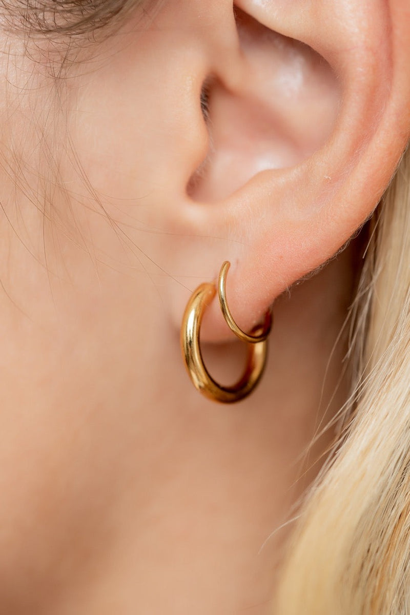 Easy Ways To Customise Hoop Earrings