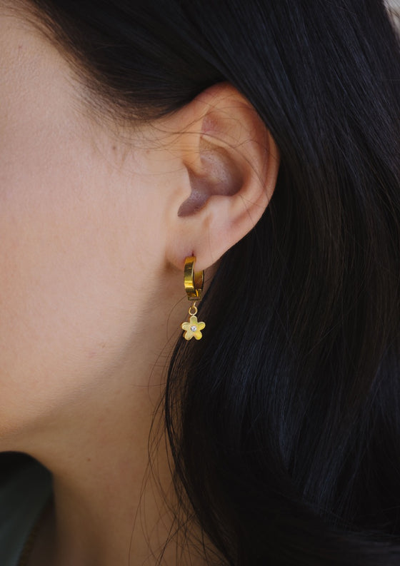 Solid Flower Charm